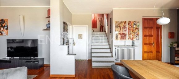 3 Schlafzimmer Villa in Ranco, Italy, Nr. 131594 14