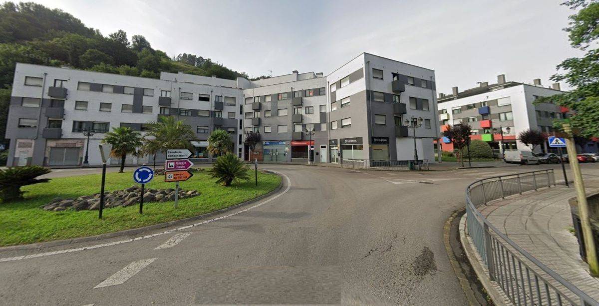  عقار تجاري في Oviedo, Spain 129متر مربع رقم 29062