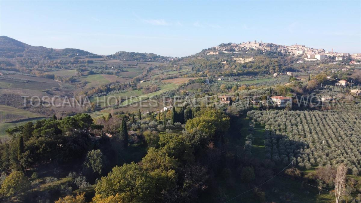 4 Schlafzimmer Villa in Montepulciano, Italy, Nr. 819