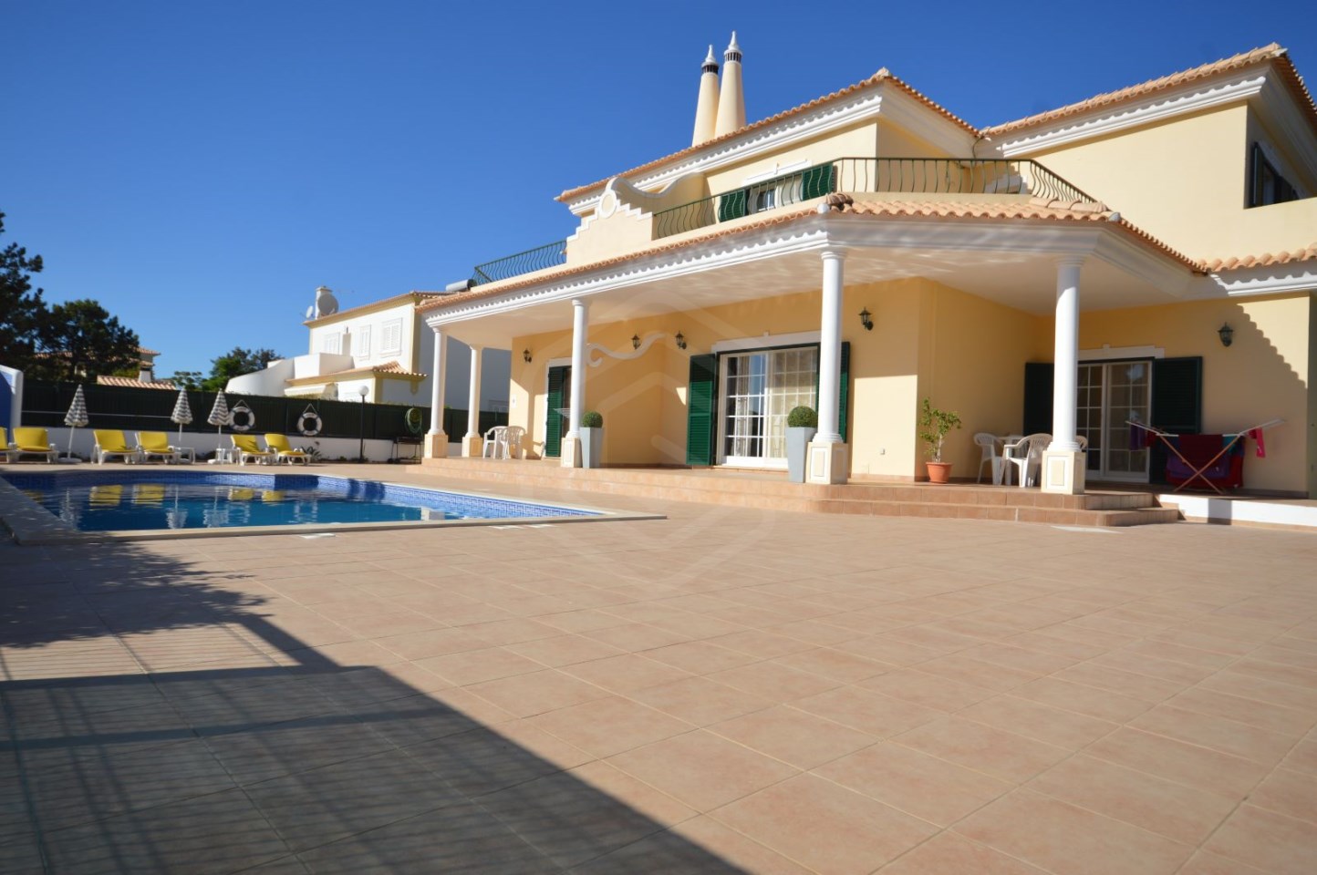 Дом с 3 спальнями в Картейра, Португалия № 16005