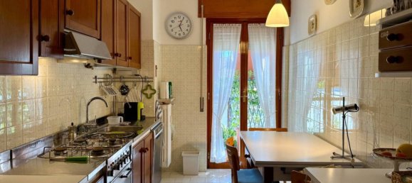 3 Schlafzimmer Wohnung in Lecco, Italy, Nr. 323434 16