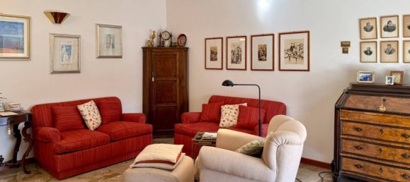3 Schlafzimmer Wohnung in Lecco, Italy, Nr. 323434 8