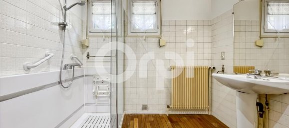 6 bedrooms House in Arnieres-sur-Iton, France No. 353776 18