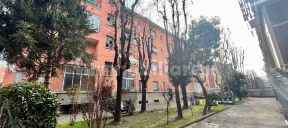Apartamento de 1 dormitorio en Milan, Italy No. 247119 3