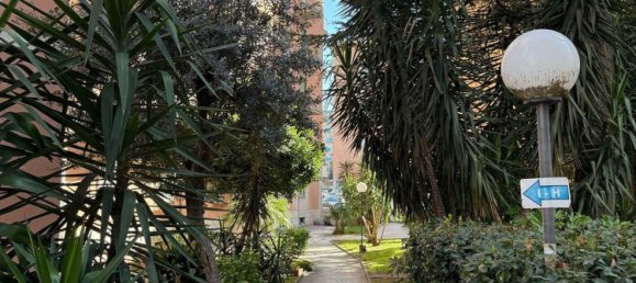 Квартира с 3 комнатами в Рим, Италия № 12651 3