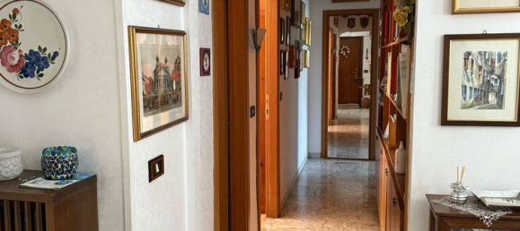 Квартира с 3 комнатами в Рим, Италия № 12651 14