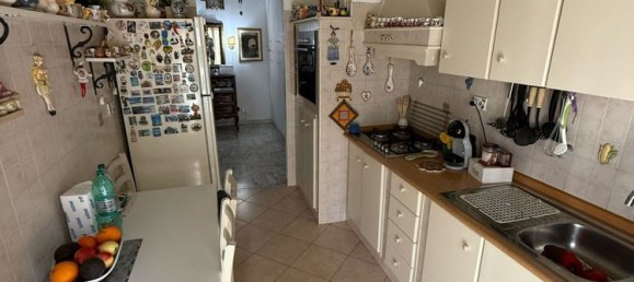 Квартира с 3 комнатами в Рим, Италия № 12651 12