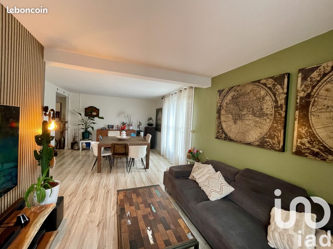 4 rooms Apartment in Reims, France No. 237700