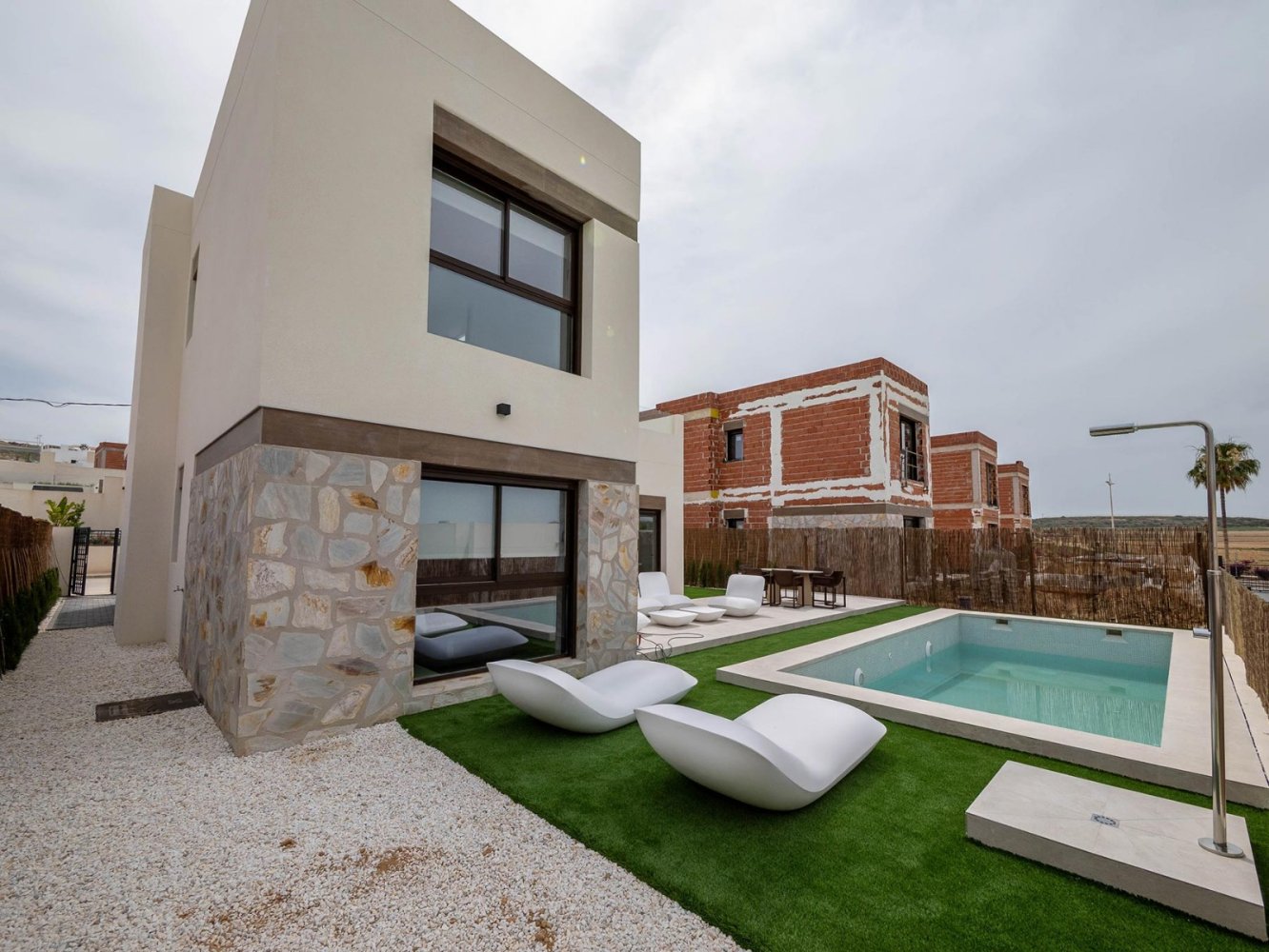 Villa T3 em Alicante, Spain N.º 16633