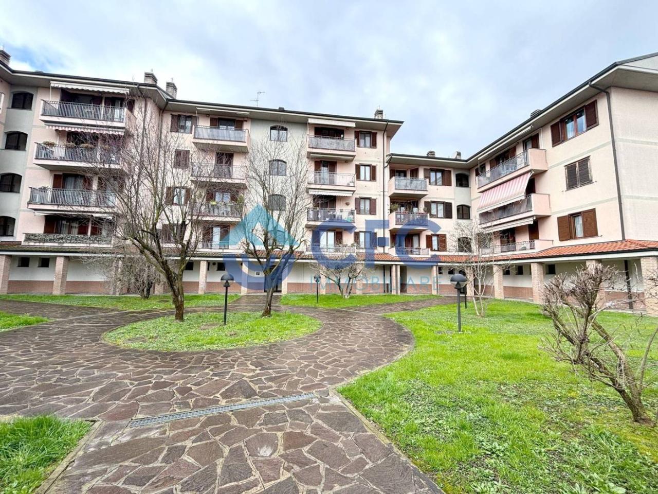 2 rooms Apartment in Settala, Italy No. 35341