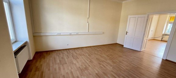 Квартира с 5 комнатами в Книттельфельд, Австрия № 84687 16