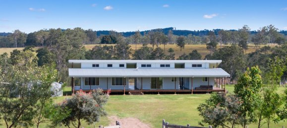 4 bedrooms House in Dunmora, Australia No. 289 2