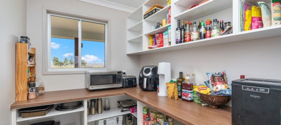 4 bedrooms House in Dunmora, Australia No. 289 17