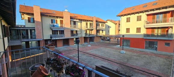 5 rooms Apartment in Guarene, Italy No. 233055 45