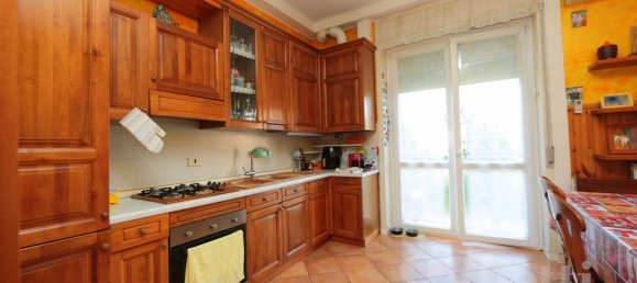 2 غرف نوم شقة في Lonate Pozzolo, Italy رقم 351424 9