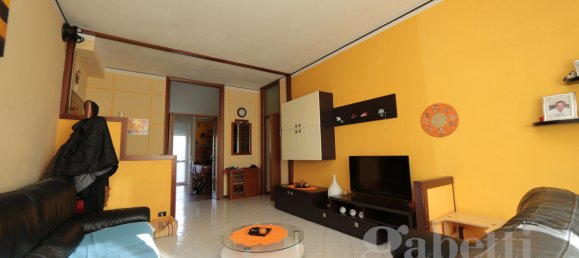 2 غرف نوم شقة في Lonate Pozzolo, Italy رقم 351424 8