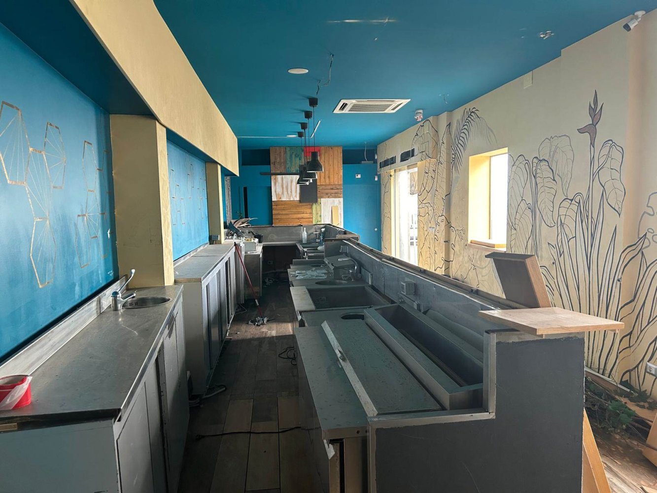 80m² Commercial property in Aci Castello, Italy No. 46507