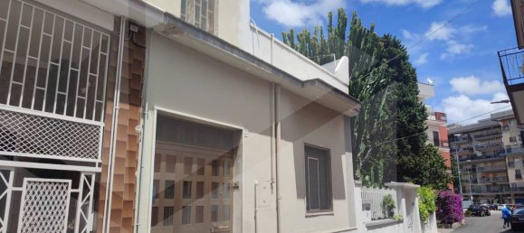 Casa de 2 divisões em Bari, Italy N.º 29829 4