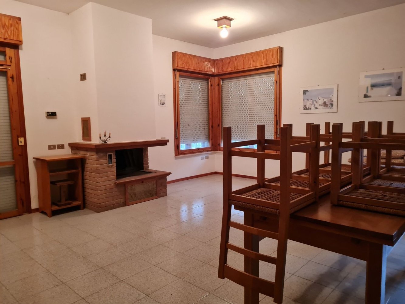 10 rooms Apartment in Coriano, Italy No. 208702