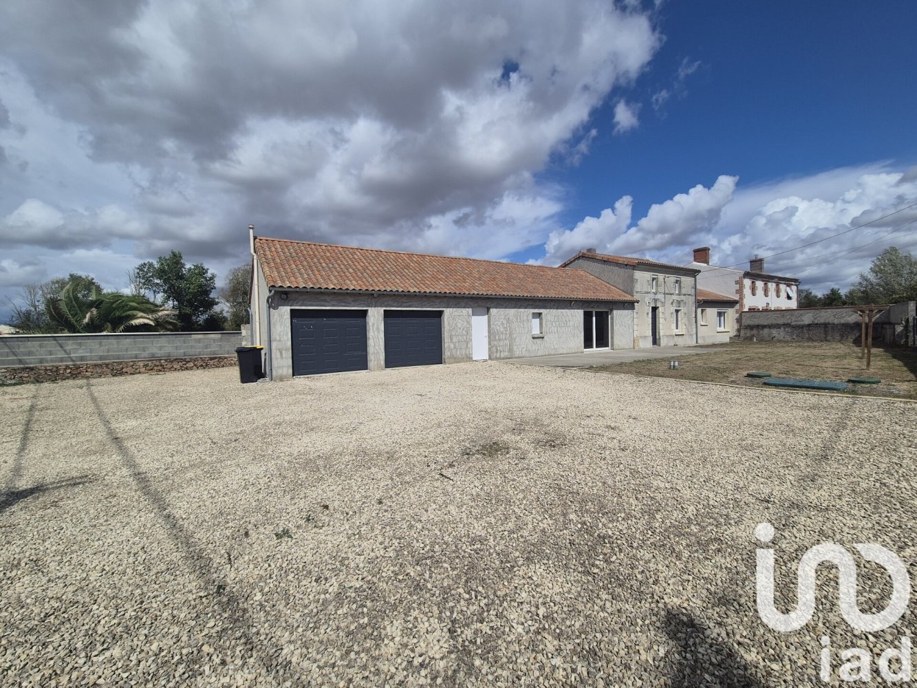 4 rooms House in Thouars, France No. 359826