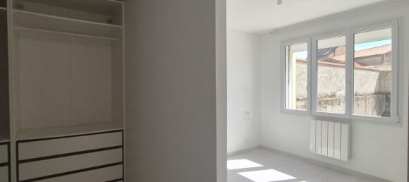 4 rooms House in Thouars, France No. 359826 9