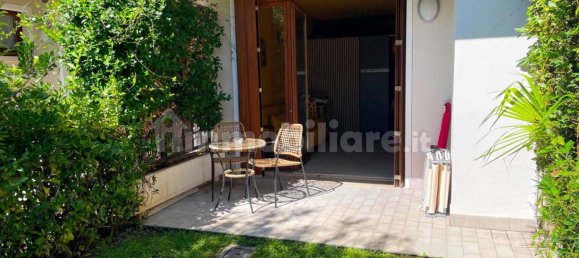 1 Schlafzimmer Wohnung in Sirmione, Italy, Nr. 373277 2