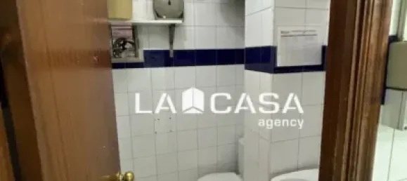 50m² Commercial property in La Linea de la Concepcion, Spain No. 170633 4