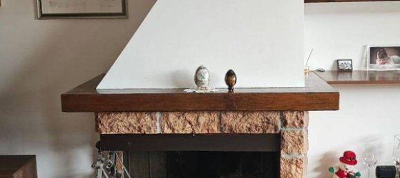 4 bedrooms Apartment in Teramo, Italy No. 319239 7