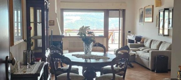 4 bedrooms Apartment in Teramo, Italy No. 319239 4