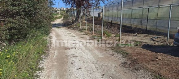 626m² Land in Portopalo di Capo Passero, Italy No. 66623 12