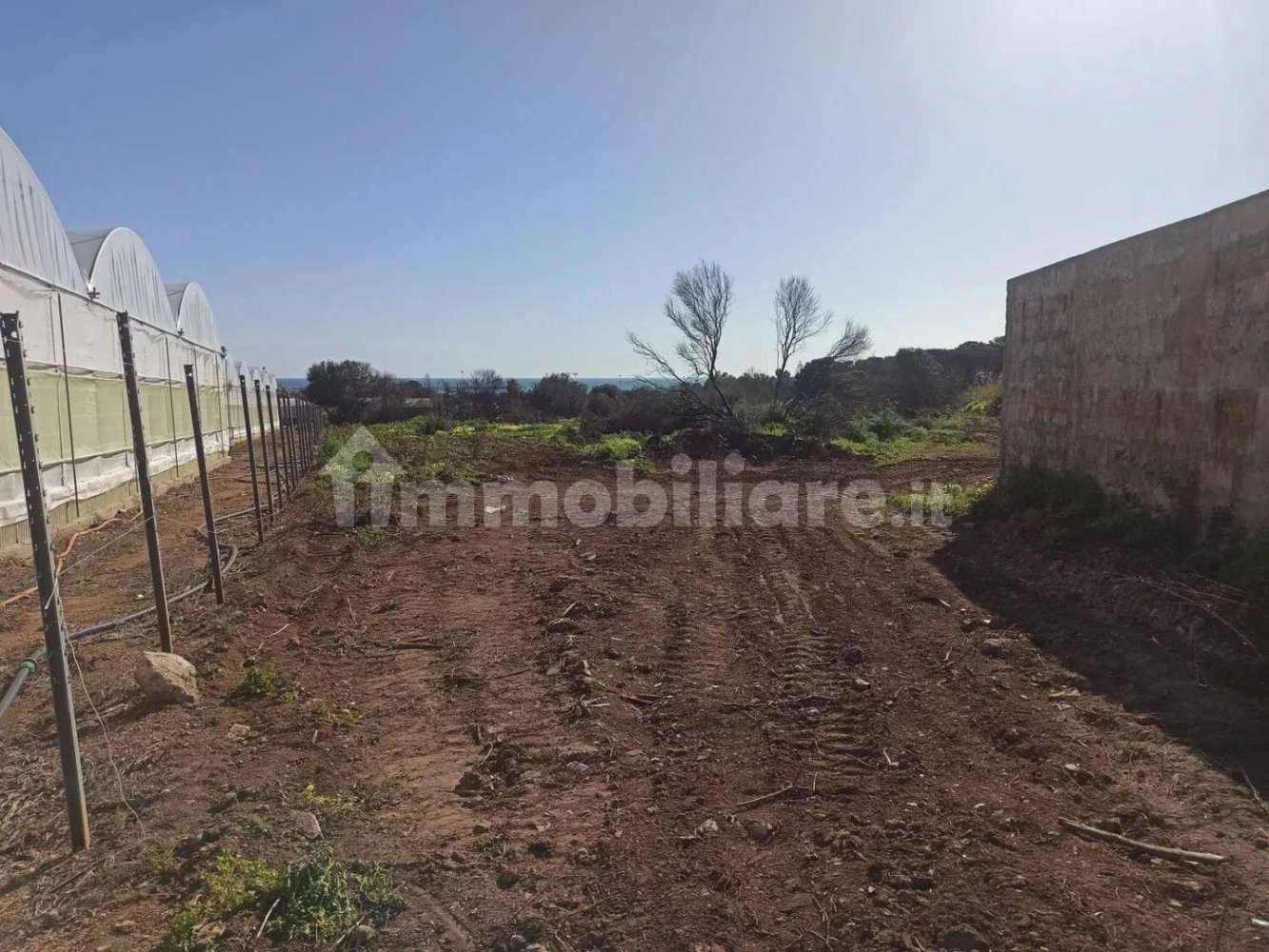 626m² Land in Portopalo di Capo Passero, Italy No. 66623