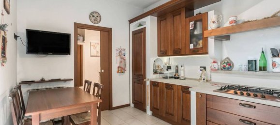 2 Schlafzimmer Wohnung in Segrate, Italy, Nr. 276809 11