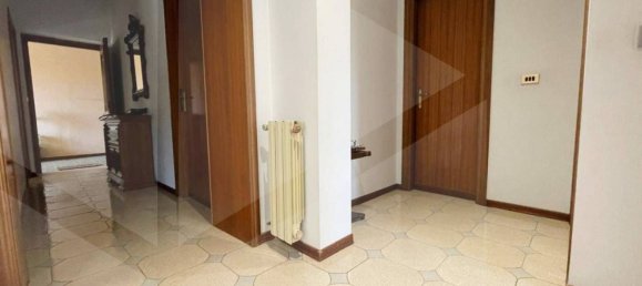 3-Zimmer Wohnung in Rome, Italy, Nr. 31432 46