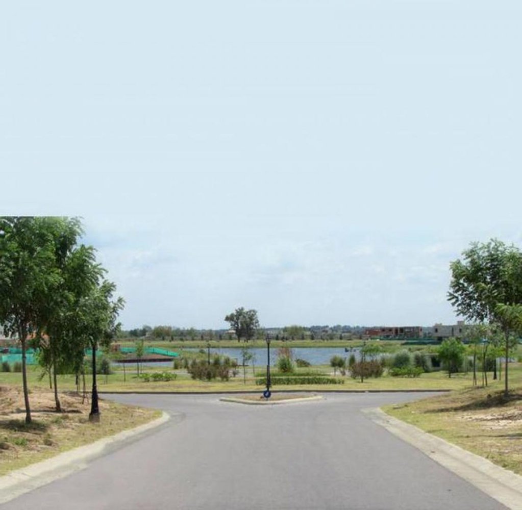 42m² Land in Escobar, Argentina No. 122034