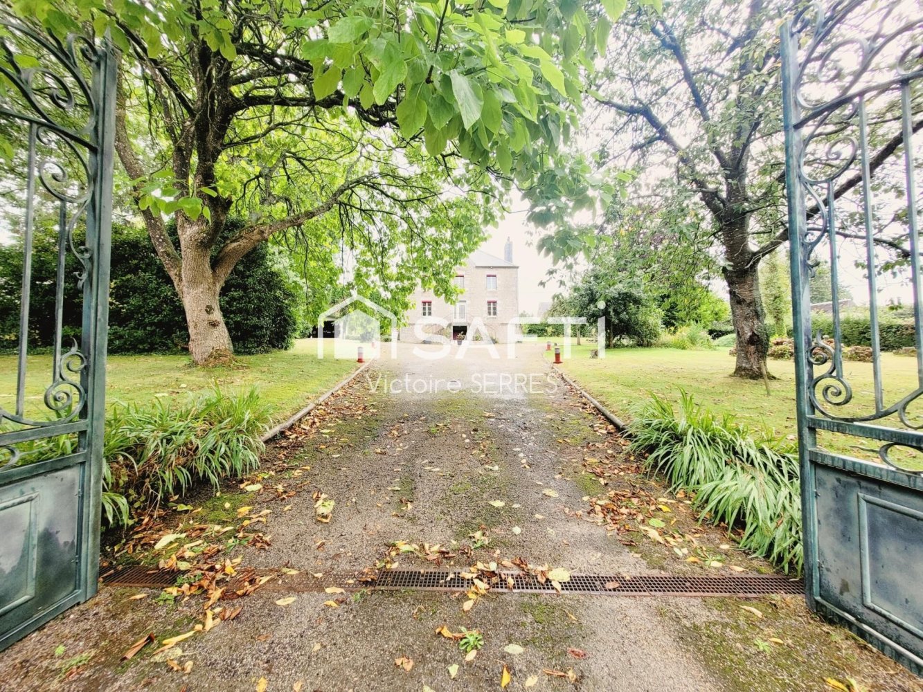 3 bedrooms House in Manche, France No. 362506