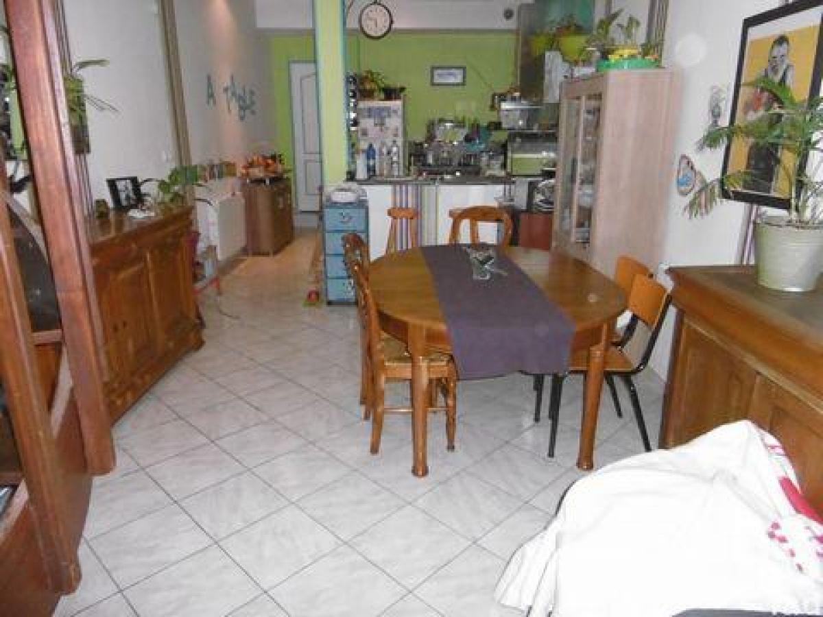 Casa de 3 dormitorios en Tourcoing, France No. 22968