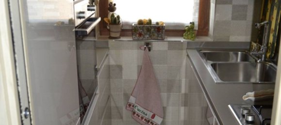 3 rooms Apartment in Turin, Italy No. 106429 12