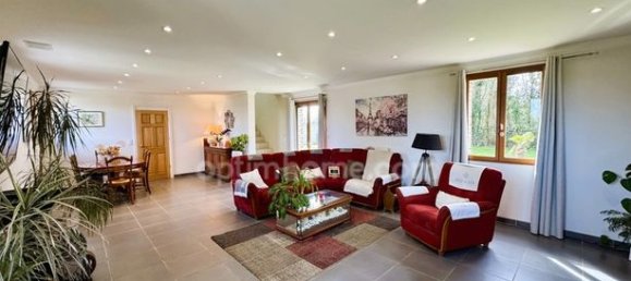 7 bedrooms House in Eure, France No. 354512 4