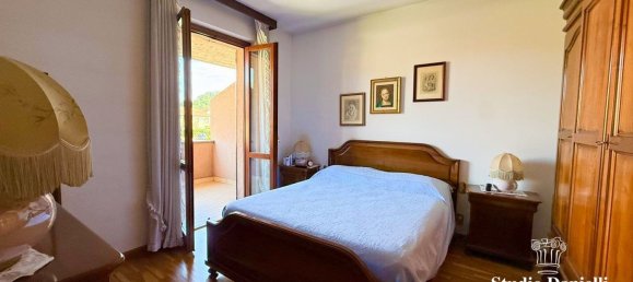 4-Zimmer Villa in Carate Brianza, Italy, Nr. 271918 9