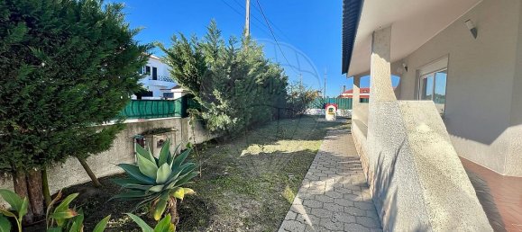 3 bedrooms Villa in Setubal, Portugal No. 17338 2