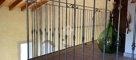 5 rooms Villa in Cassola, Italy No. 81642 2