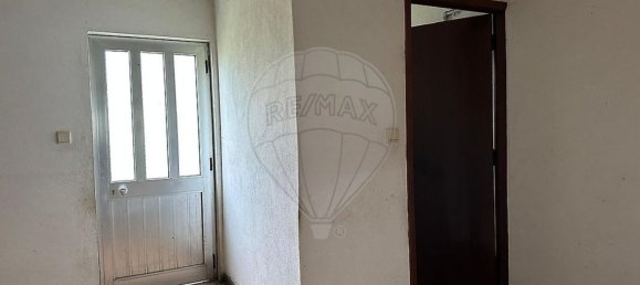 3 bedrooms House in Vila Mea, Portugal No. 184615 4