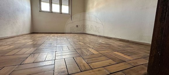 3 bedrooms House in Vila Mea, Portugal No. 184615 5