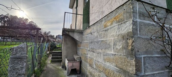 3 bedrooms House in Vila Mea, Portugal No. 184615 10