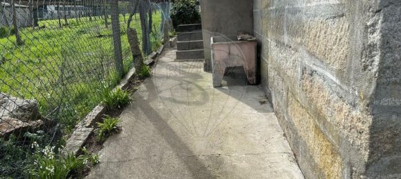 3 bedrooms House in Vila Mea, Portugal No. 184615 8