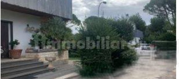 Villa de 5 dormitorios en Bari, Italy No. 262814 4