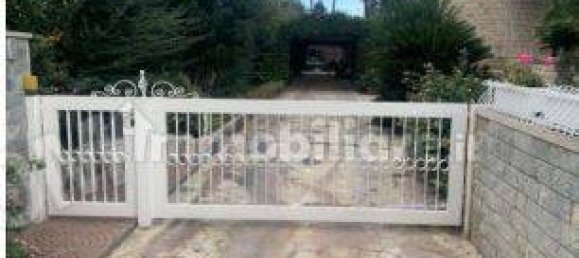 Villa de 5 dormitorios en Bari, Italy No. 262814 3