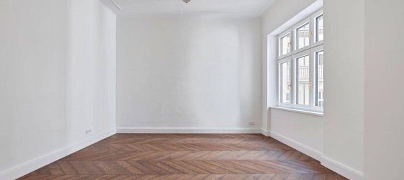 2 rooms Apartment in Alsergrund, Austria No. 156954 2