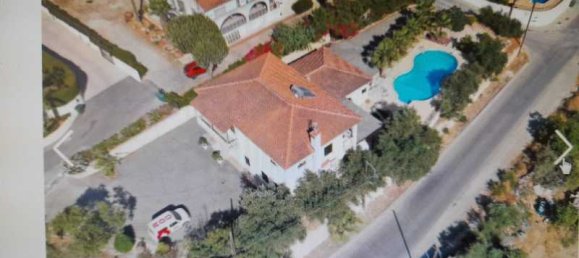 3 bedrooms House in Agios Tychonas, Cyprus No. 7251 3