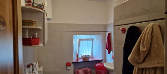 4-Zimmer Haus in Pontremoli, Italy, Nr. 169104 8